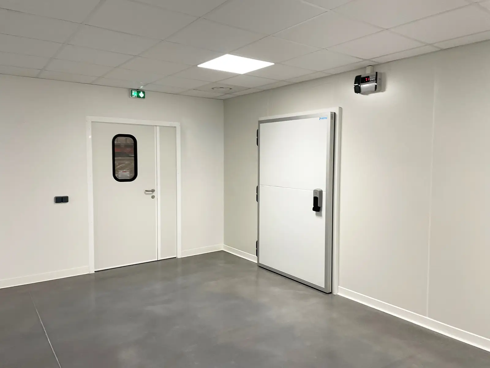 Portes de service et isothermes 